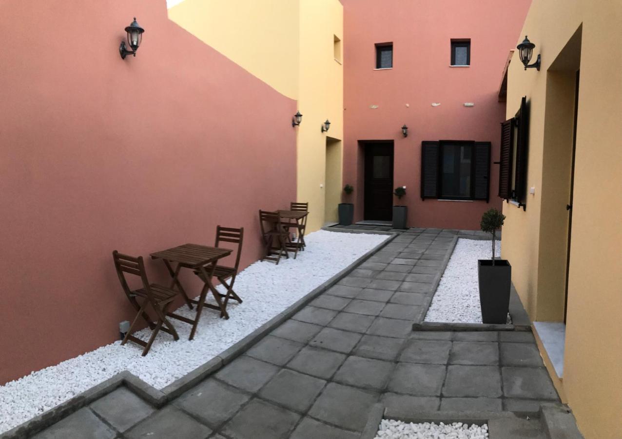 Apartments In The Center Marasia Rhodes City Zewnętrze zdjęcie